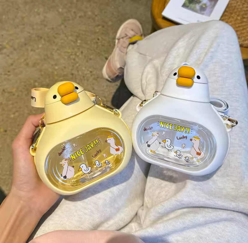 650ML Kawaii Kids Water Bottle, Large Capacity Plastic Straw Drinking Cup, Kids Water Bottle 650ML Kawaii Kids Water Bottle, Large Capacity Plastic Straw Drinking Cup, Kids Water Bottle